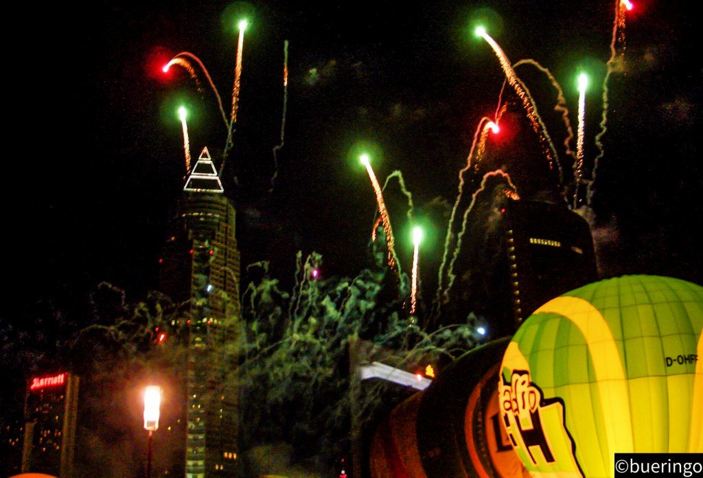 Feuerwerk auf dem Wolkenkratzerfestival